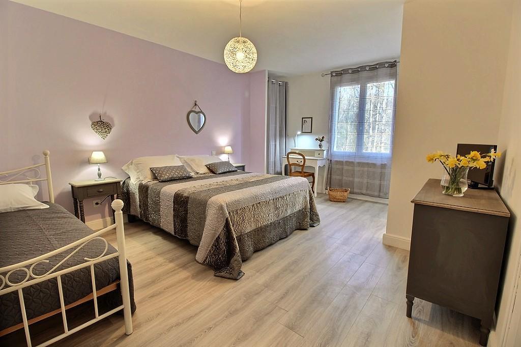 Logis Du Lievre D'Or Bed and Breakfast Montbazon Eksteriør billede
