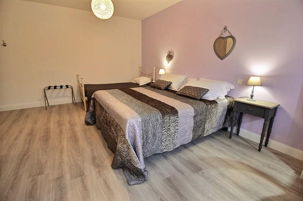 Logis Du Lievre D'Or Bed and Breakfast Montbazon Eksteriør billede